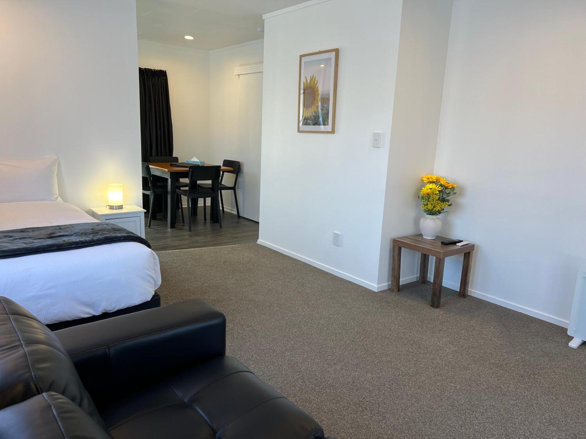 Magnolia Court Motel Opotiki Buitenkant foto